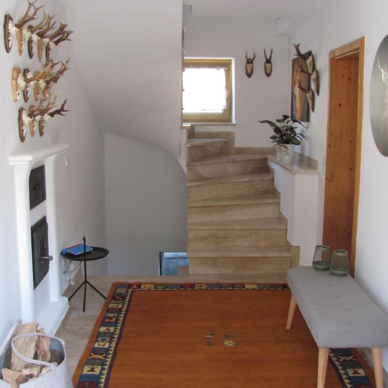 #7 Komfortables Gästehaus Schlossblick Trunkelsberg ,vollständig ausgestattet, 2 Bäder, 3 Schlafzimmer, Top-Ausstattung - Haus mit 3 Schlafzimmern - 4