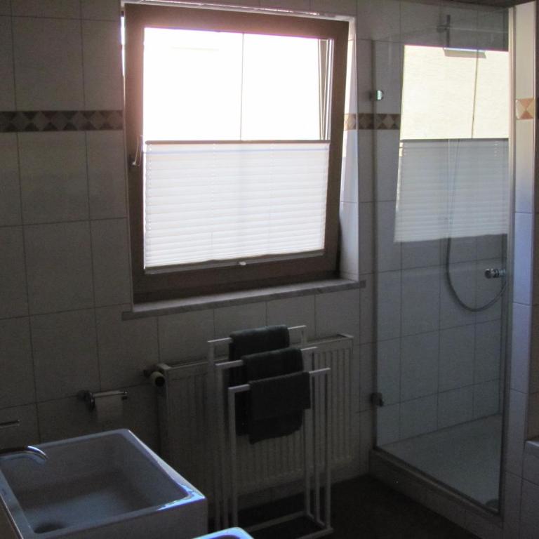 #7 Komfortables Gästehaus Schlossblick Trunkelsberg ,vollständig ausgestattet, 2 Bäder, 3 Schlafzimmer, Top-Ausstattung - Haus mit 3 Schlafzimmern - 23