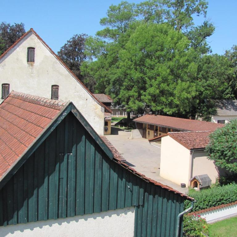 #7 Komfortables Gästehaus Schlossblick Trunkelsberg ,vollständig ausgestattet, 2 Bäder, 3 Schlafzimmer, Top-Ausstattung - Haus mit 3 Schlafzimmern - 24