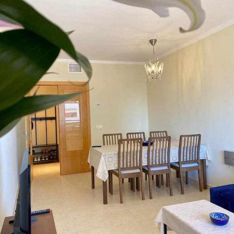 A&N Spacious Family Retreat with Pool & Parking - Apartamento de 3 dormitorios - 14