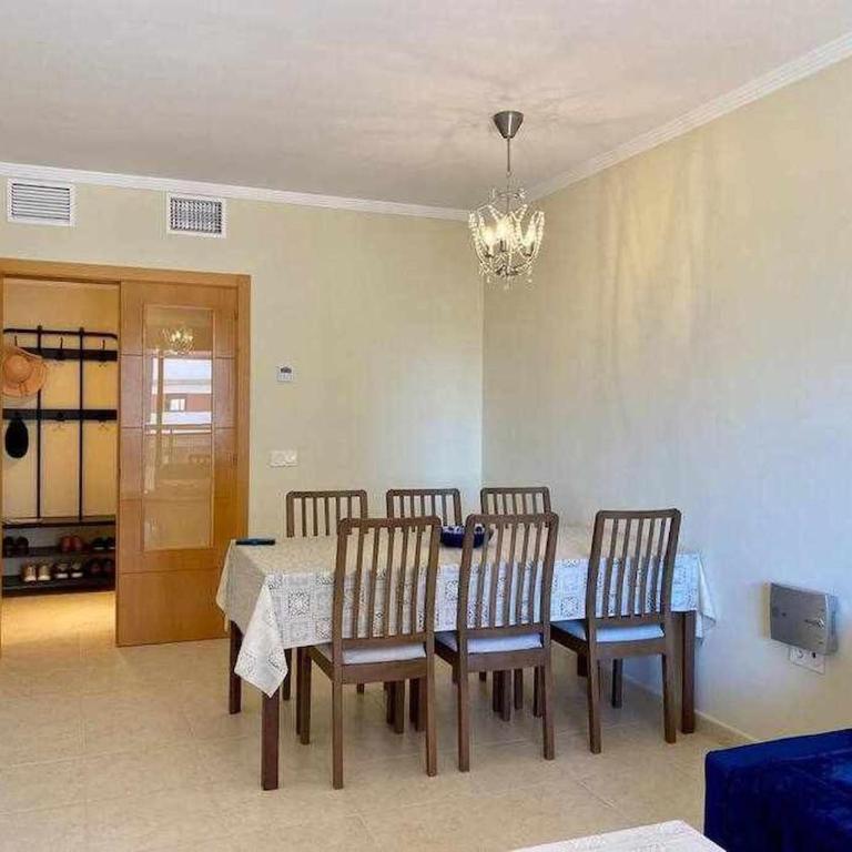 A&N Spacious Family Retreat with Pool & Parking - Apartamento de 3 dormitorios - 15