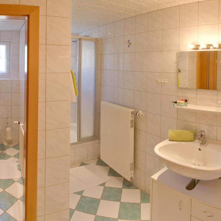 Lehenriedl Appartements - Apartment mit 2 Schlafzimmern - 11