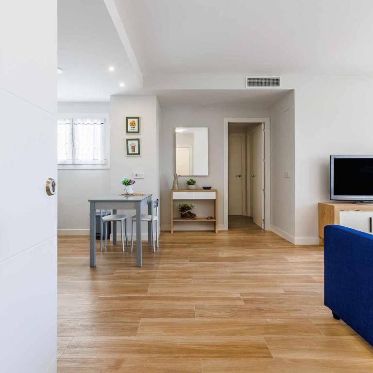 A&N Sea View Comfort Suite with Pool & Parking Torre del Mar - Two-Bedroom Apartment - 20