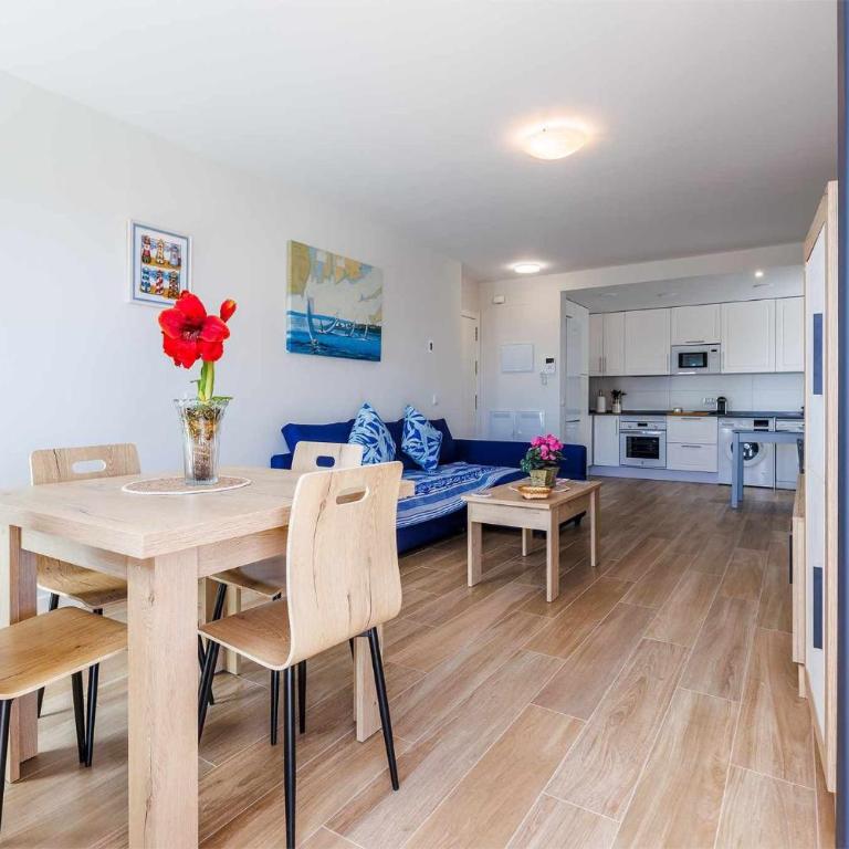 A&N Sea View Comfort Suite with Pool & Parking Torre del Mar - Two-Bedroom Apartment - 41