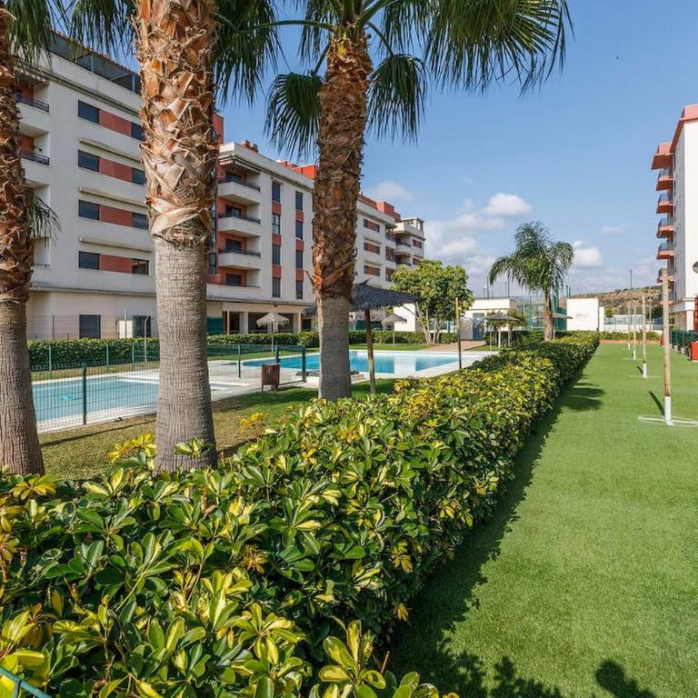 A&N Sea View Family Apartment with Pool & Parking - Three-Bedroom Apartment - 80