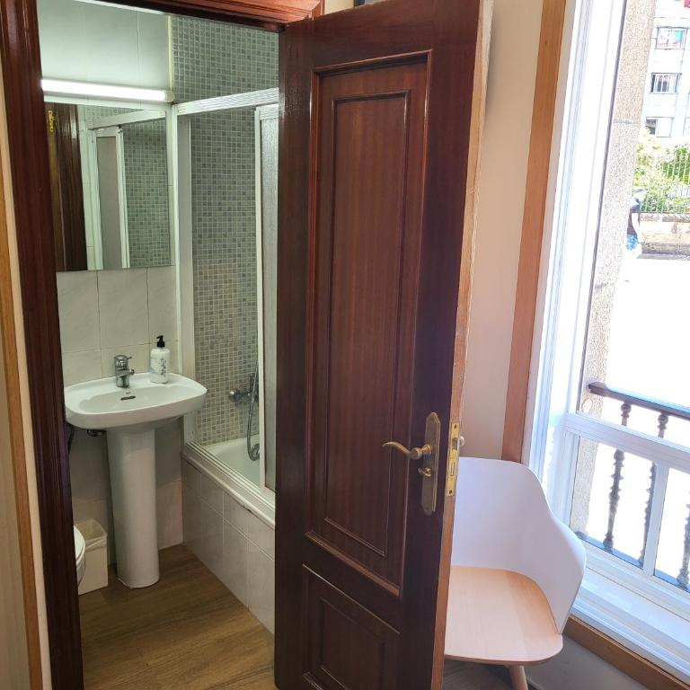 CASA MARUXA pensión - Habitación Individual con baño privado - 4