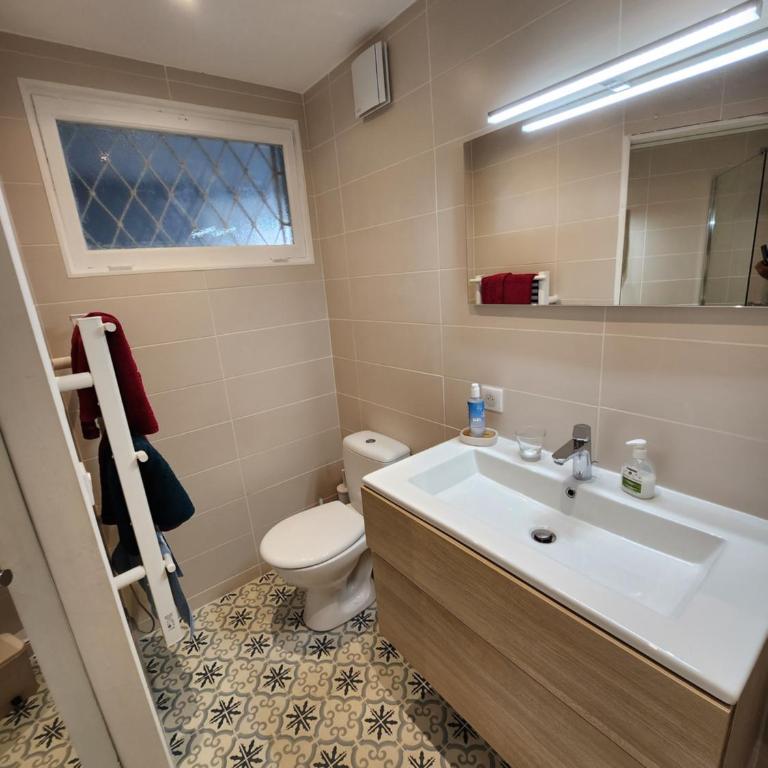 studio meuble climatise centre ville vue mer - Monolocale - 7