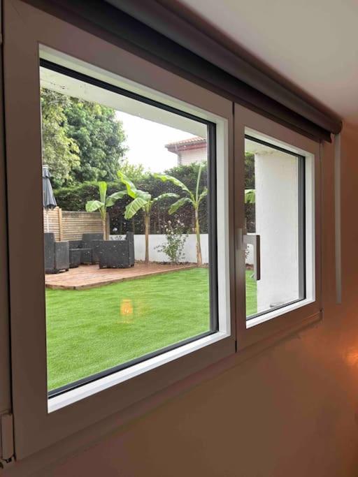 Logement avec piscine privée chauffée - Maison 2 Chambres - 9