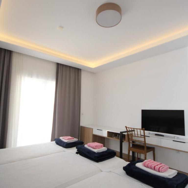 Vile MonteMar - Trokrevetna Soba sa Terasom - 4