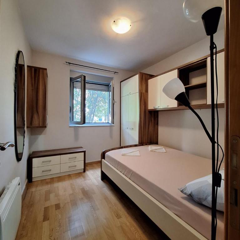 Ljiljana - Three-Bedroom Apartment - 21