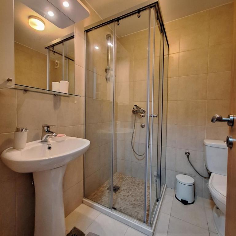 Ljiljana - Three-Bedroom Apartment - 23