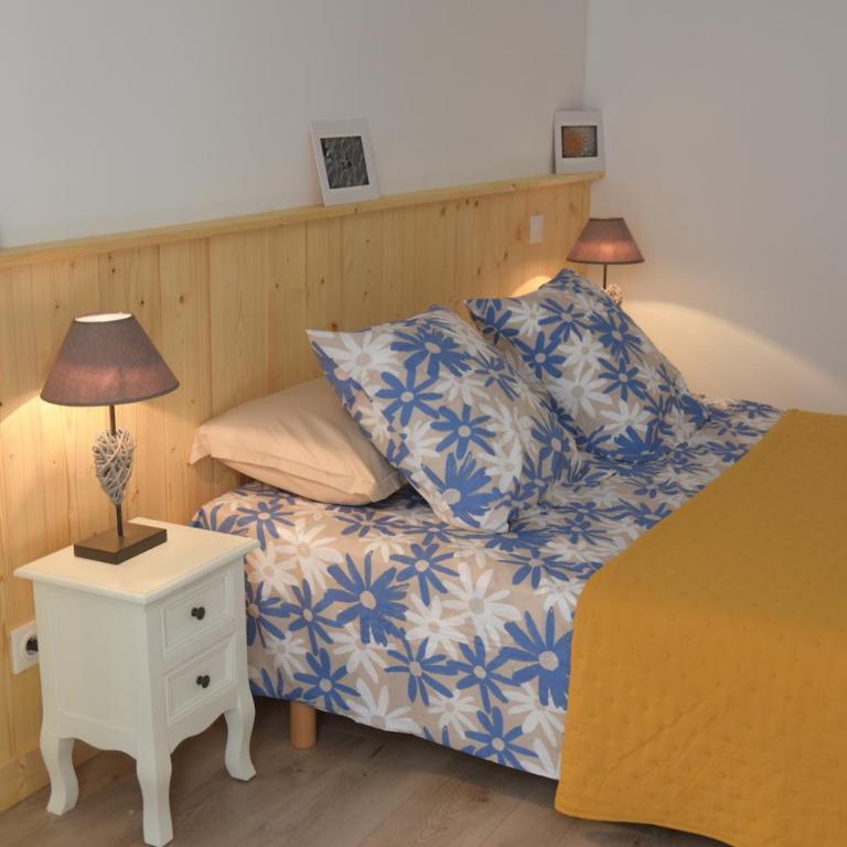 Logement spacieux au calme - Plage des Chalets - Two-Bedroom Apartment - 6