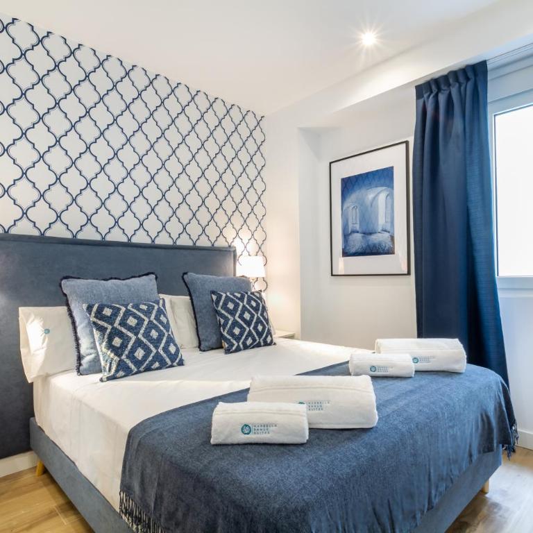 MARBELLA BANUS SUITES - Puerto Banús, Playas del Duque Beachside Residential, 2BD -2BA, Direct Beach & P Banús Access, 35,000 m2 Gardens, 3 Pools - Deluxe Apartment - 32