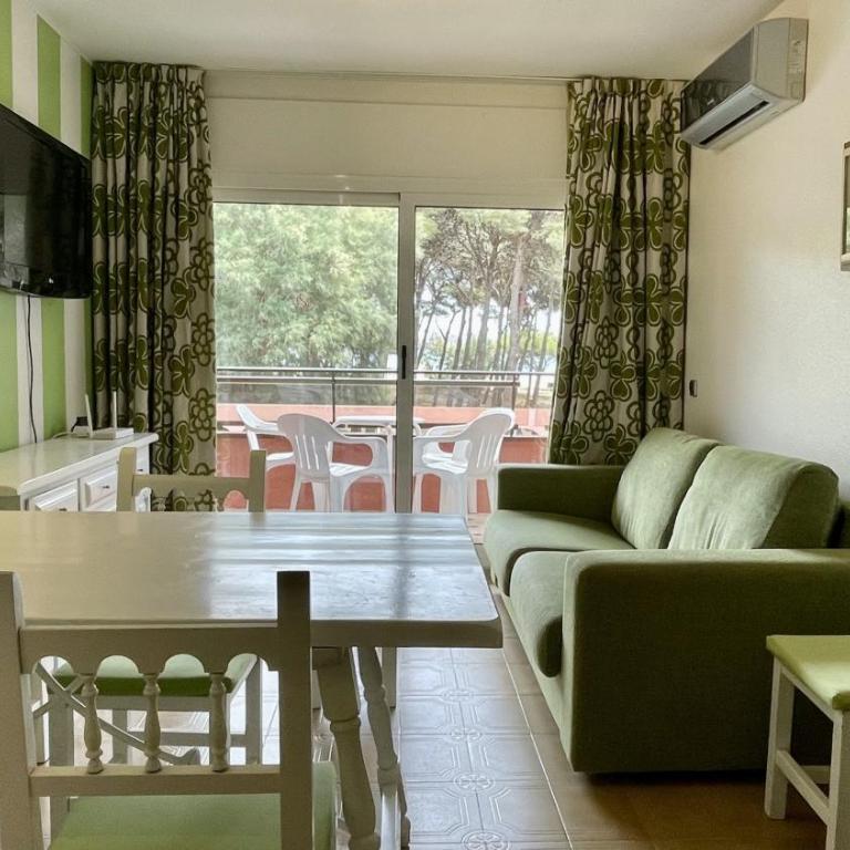 Salles Beach 05 - Apartment with Sea View - 12