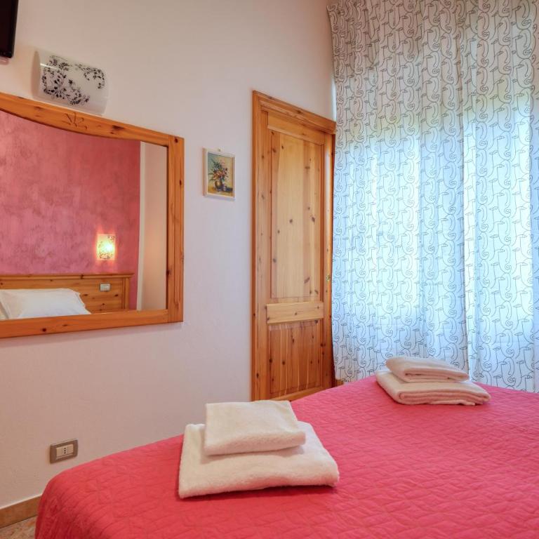 Camere da Mirella - Camera Matrimoniale Economy - 4