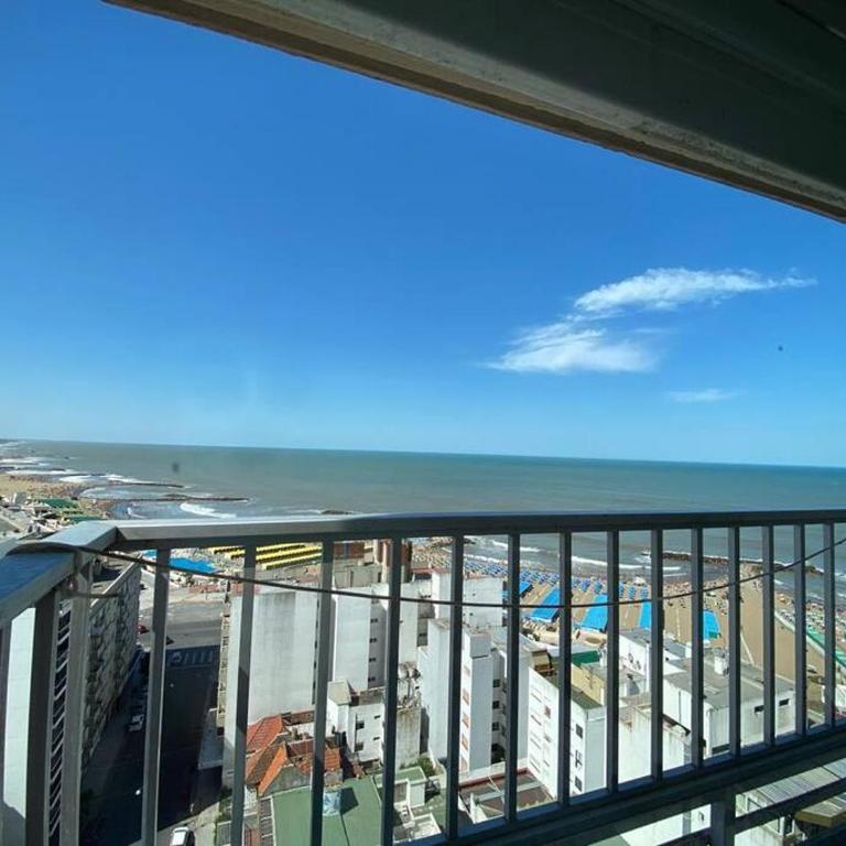 4 ambientes vista al mar cochera seguridad 24hs - Apartamento de 3 dormitorios - 14