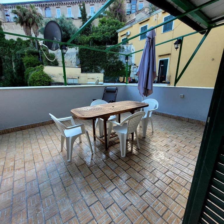Perry Home - Three-Bedroom Apartment - 6
