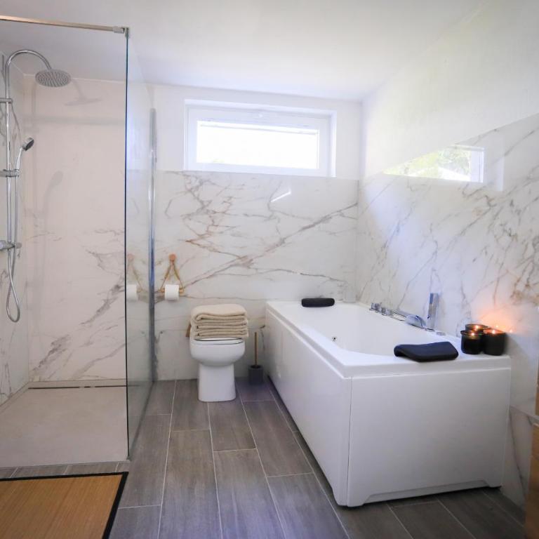 Venez Chez Vous - Aux Premières Loges Appartement Pieds dans l'eau - Apartment - 19