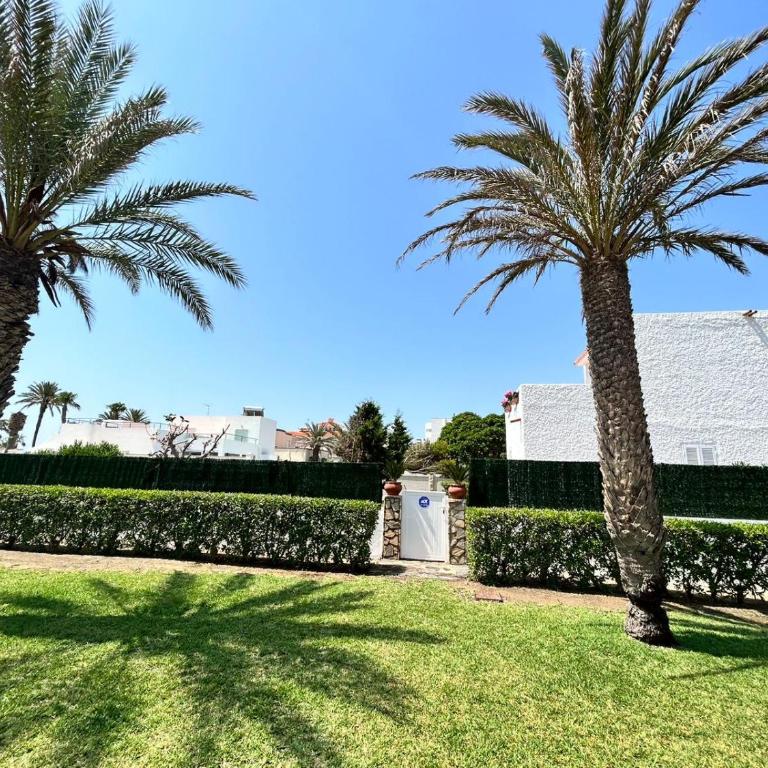 Casa Manuela frente al Mar - Four-Bedroom House - 9