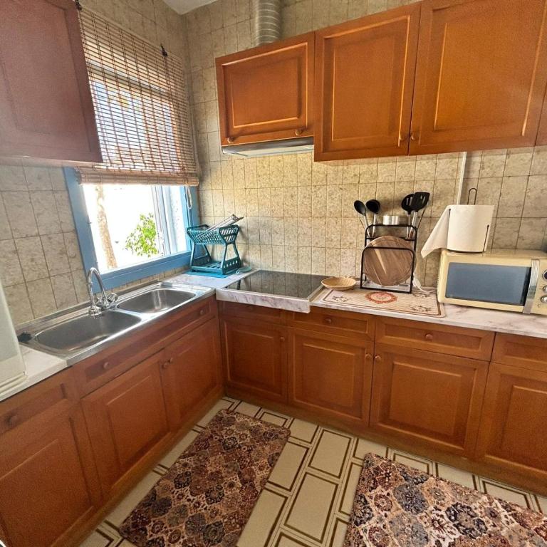 Casa Manuela frente al Mar - Four-Bedroom House - 22