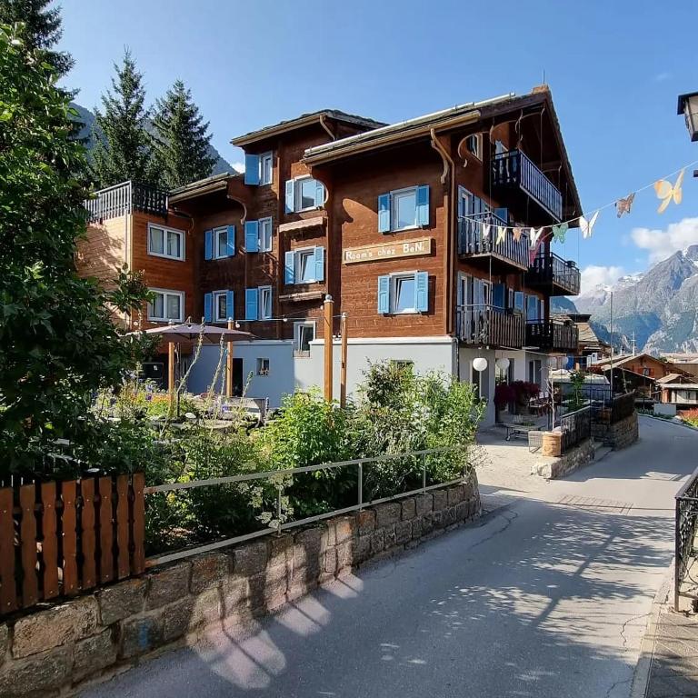 Room's chez BeNi - Doppelzimmer mit Balkon - 6