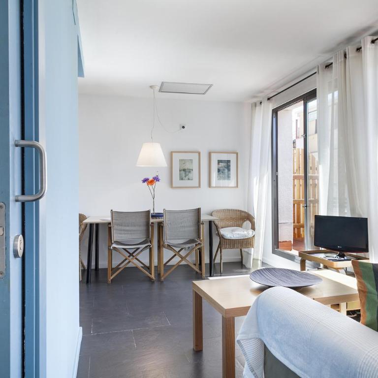 Inside Barcelona Apartments Esparteria - One-Bedroom Apartment - Penthouse - 7