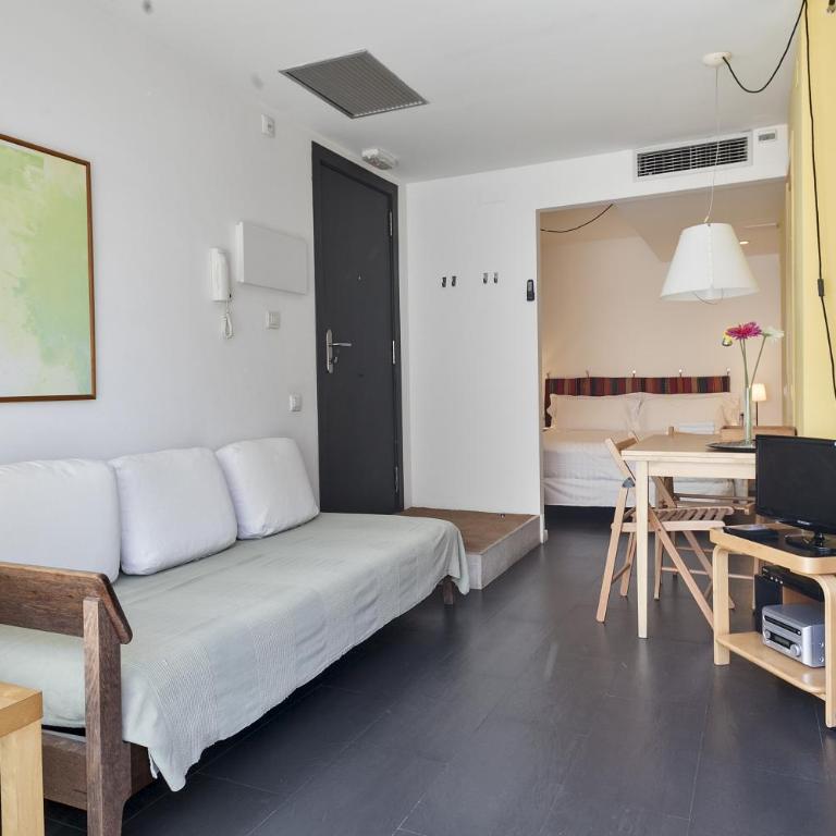 Inside Barcelona Apartments Esparteria - Studio with Terrace - 12