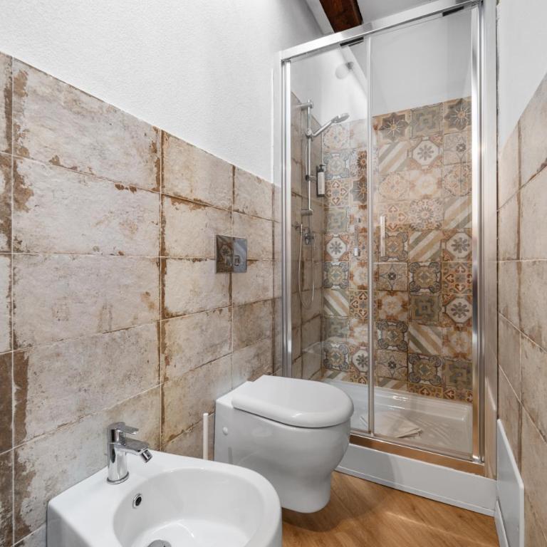 Domus Karalis II - Standard King Room - 6