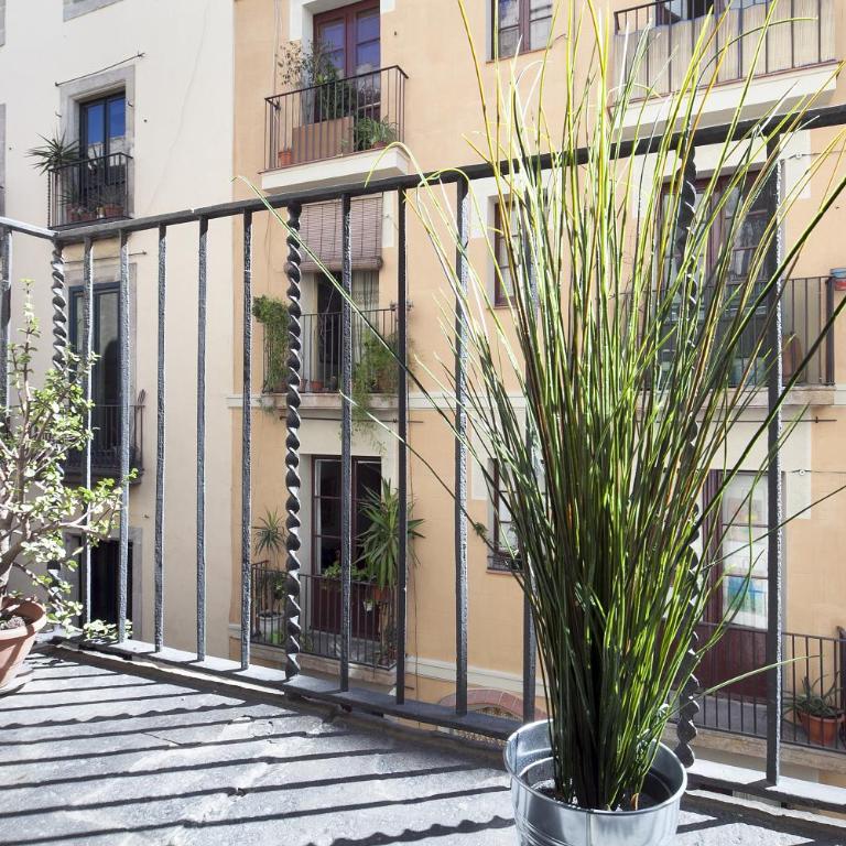 Inside Barcelona Apartments Esparteria - One-Bedroom Apartment - 2