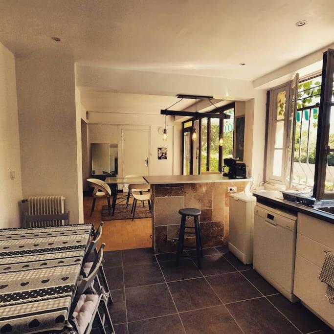 Charmant Rez de Villa climatisé rénové, 90m2 avec parking - Apartment mit 2 Schlafzimmern - 15