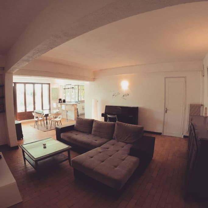 Charmant Rez de Villa climatisé rénové, 90m2 avec parking - Apartment mit 2 Schlafzimmern - 18