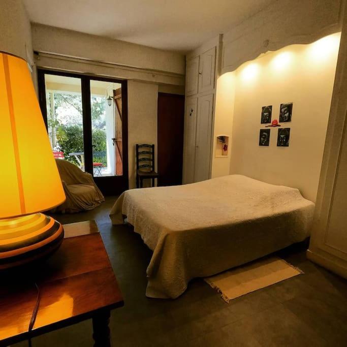 Charmant Rez de Villa climatisé rénové, 90m2 avec parking - Apartment mit 2 Schlafzimmern - 34