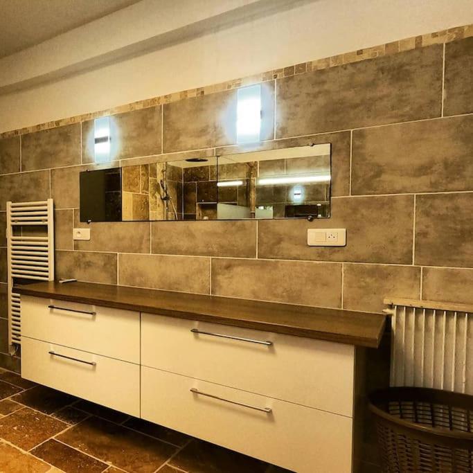 Charmant Rez de Villa climatisé rénové, 90m2 avec parking - Apartment mit 2 Schlafzimmern - 35