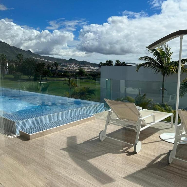 Luxury Villa Rebeka - Heated Pool and Jacuzzi - Villa - 67