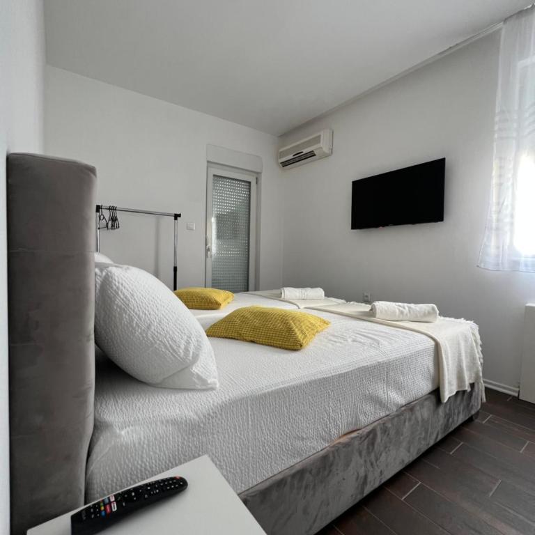 Villa Symphony - Double or Twin Room - 19