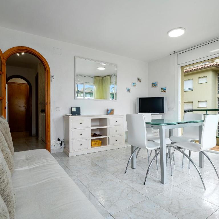 Hauzify I Apartament Estrella - Apartamento con terraza - 2
