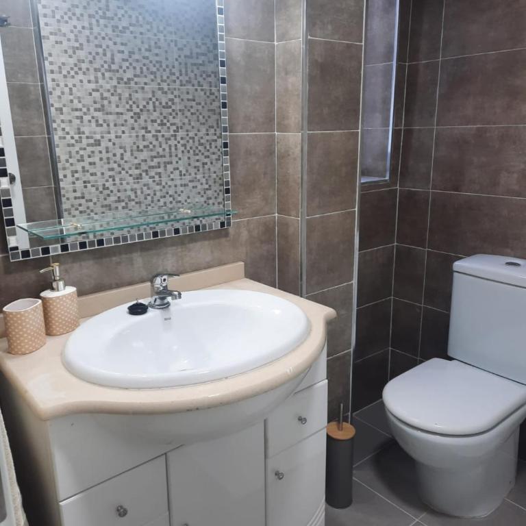 Pontevedra Centro adosado - Three-Bedroom Townhouse - 18