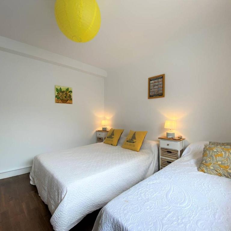 Maison à Perros-Guirec avec WiFi à 550m de la plage de Trestraou - FR-1-368-368 - Vacation Home - 11