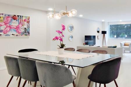 Leonora MaiaHome-Amplio apt en Polanco a pasos de Masaryk 3BD + 3BT - Apartment - 7