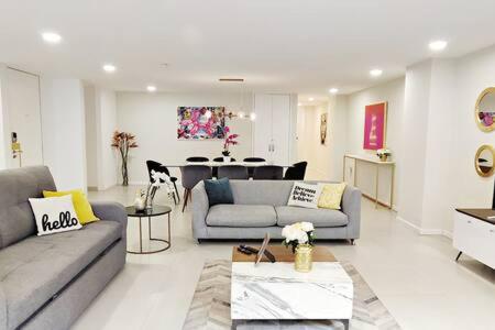 Leonora MaiaHome-Amplio apt en Polanco a pasos de Masaryk 3BD + 3BT - Apartment - 9