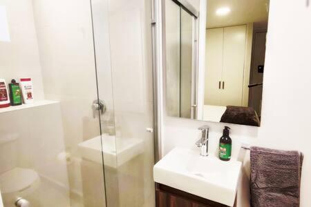 Leonora MaiaHome-Amplio apt en Polanco a pasos de Masaryk 3BD + 3BT - Apartment - 14