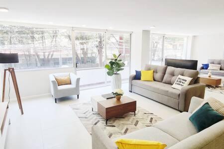Leonora MaiaHome-Amplio apt en Polanco a pasos de Masaryk 3BD + 3BT - Apartment - 23