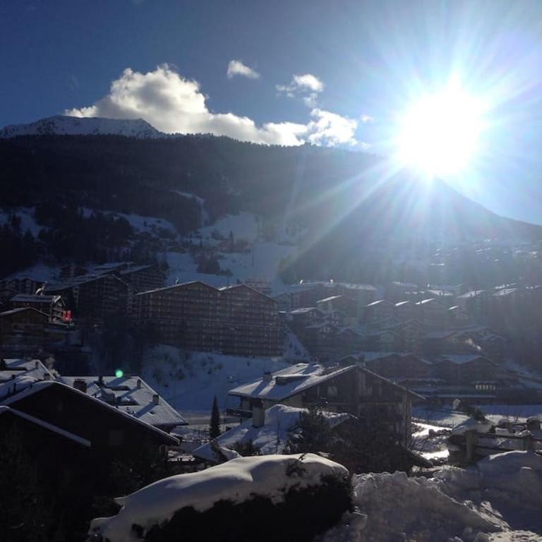 Sunny Swiss mountain Studio in centre by Jolidi - Standard Studio - 6