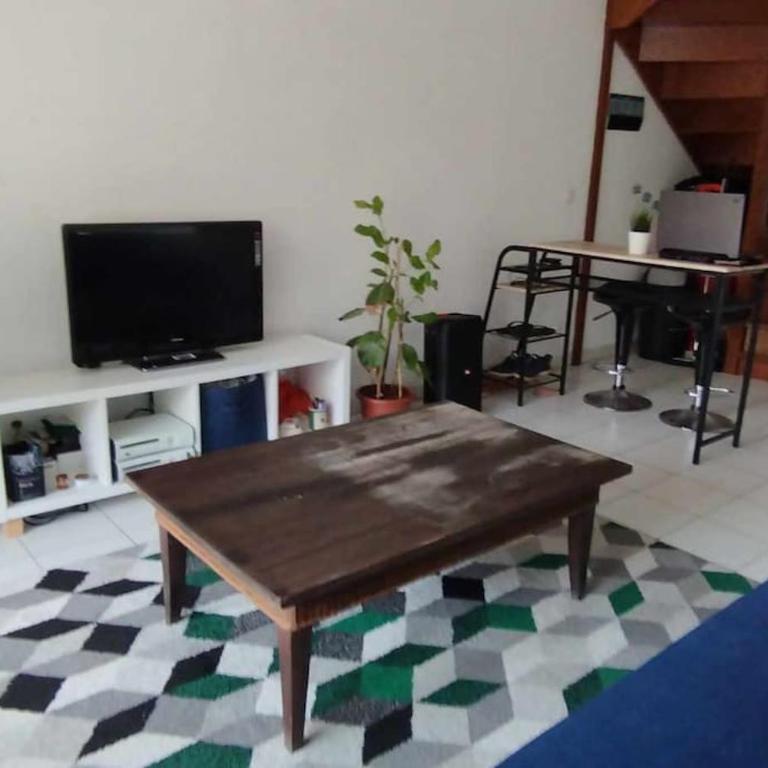 T2 duplex + piscine avec parking - Apartment mit 1 Schlafzimmer - 2