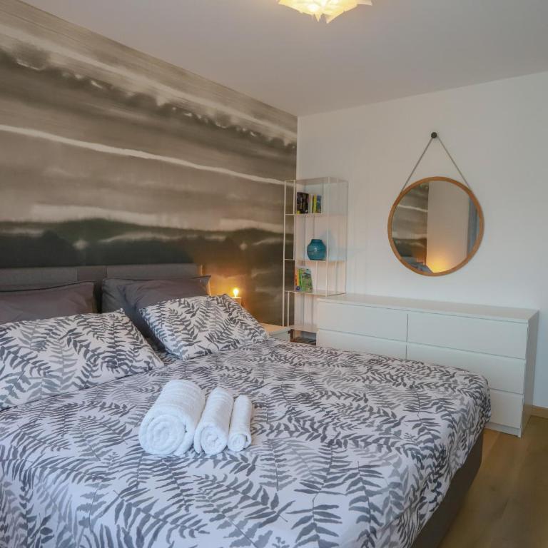 Le Bleu Du Lac 3 étoiles - Secteur recherché, Calme & familiale, à 300m du lac & de la vieille ville, Garage privé - Apartment mit 3 Schlafzimmern - 18