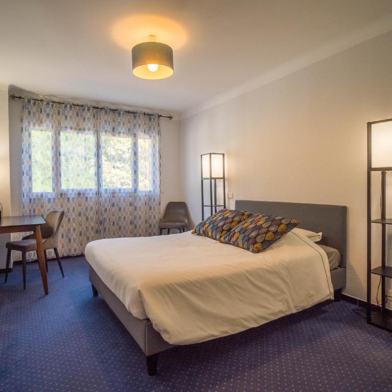 Hotel et Camping Les Rives du Loup - Chambre Double - 14