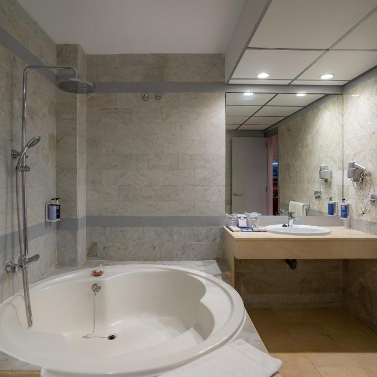 MS Aguamarina Costa del Sol - Suite Junior Relax sin vistas - 2