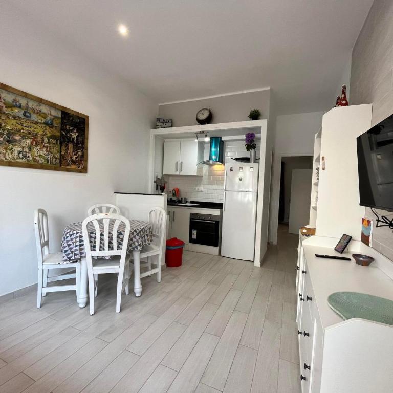 Cambrils. Primera Línea REAL. Centro. EXCLUSIVO. - One-Bedroom Apartment - 24