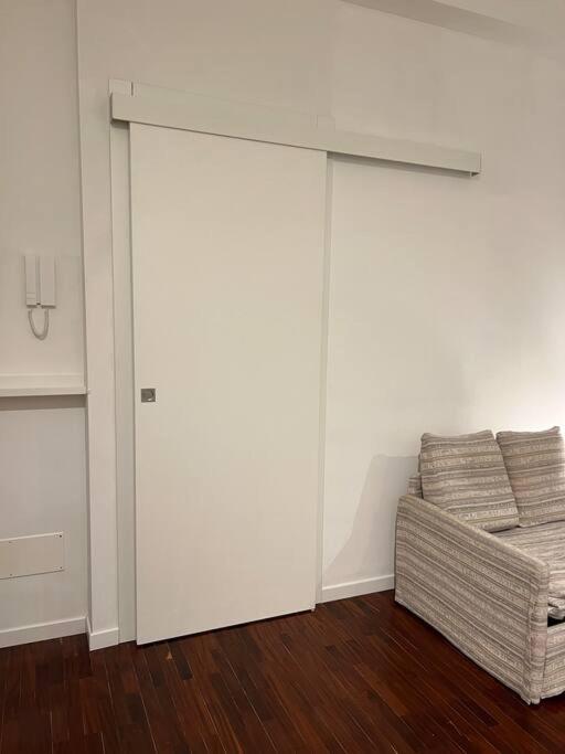 "GIULIFOR" - Zona Indipendenza - Risorgimento - One-Bedroom Apartment No2 - 13