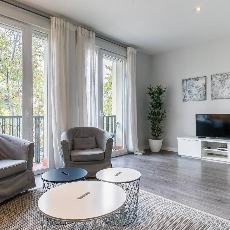 Castellana Suites - Deluxe Apartment - 2